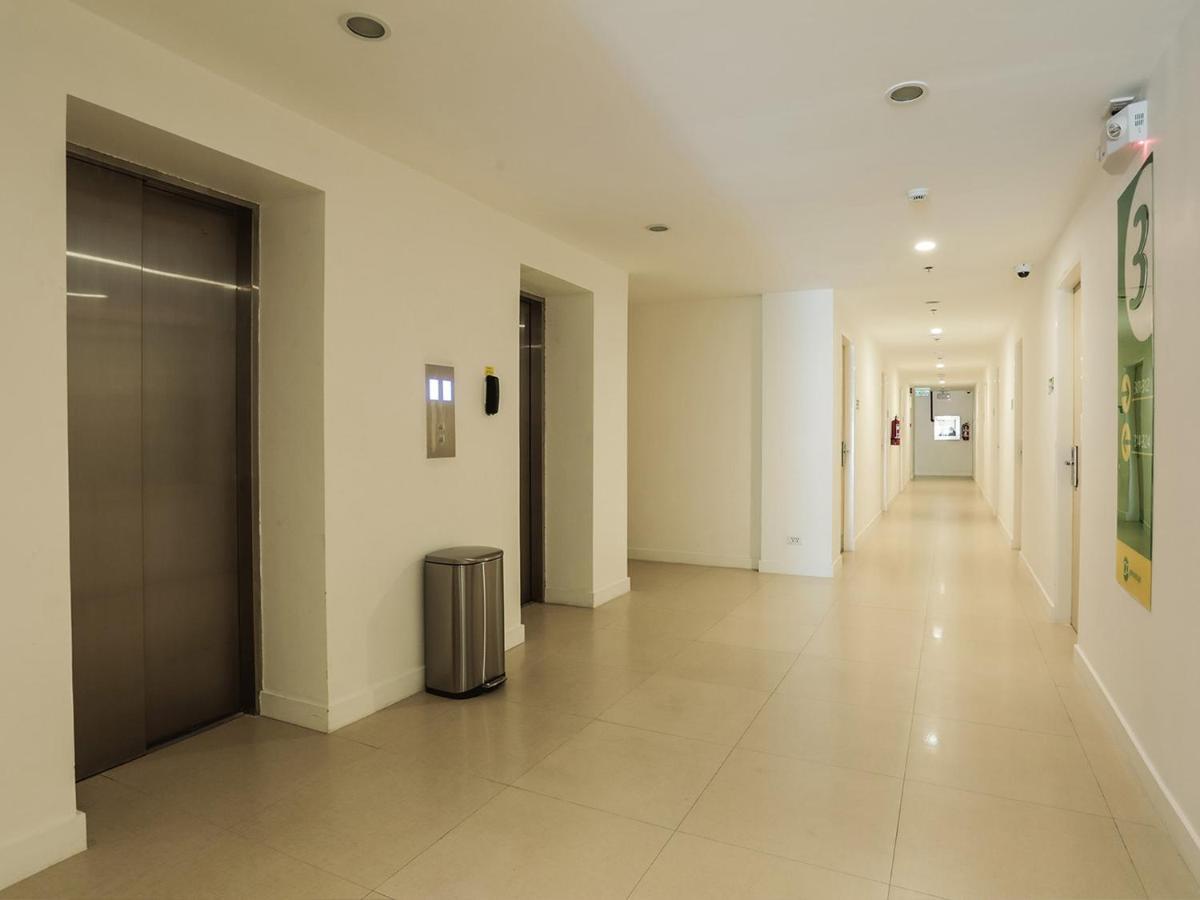 Go Hotels Timog Quezon City Zewnętrze zdjęcie