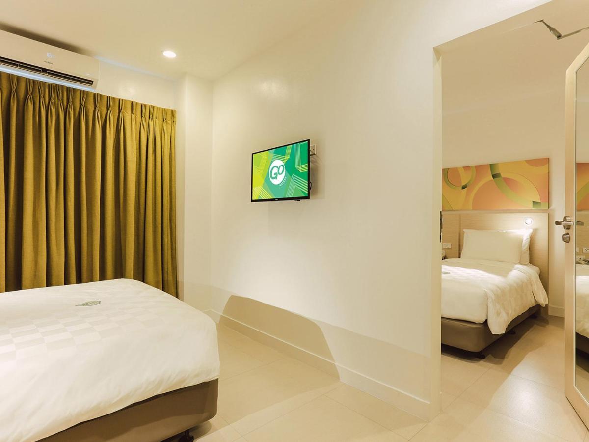 Go Hotels Timog Quezon City Zewnętrze zdjęcie