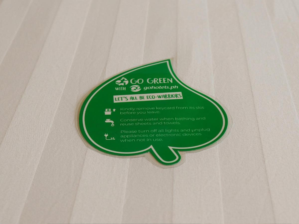 Go Hotels Timog Quezon City Zewnętrze zdjęcie